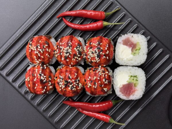 ТУНЕЦ СПАЙСИ